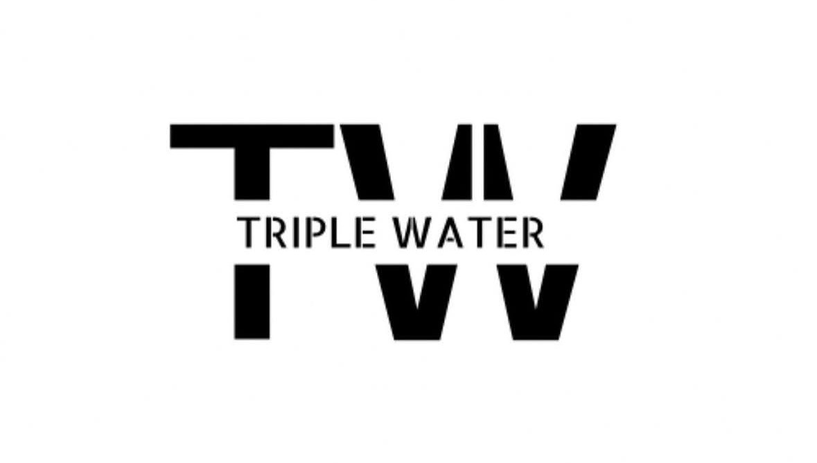 TRIPLE WATER ロゴ